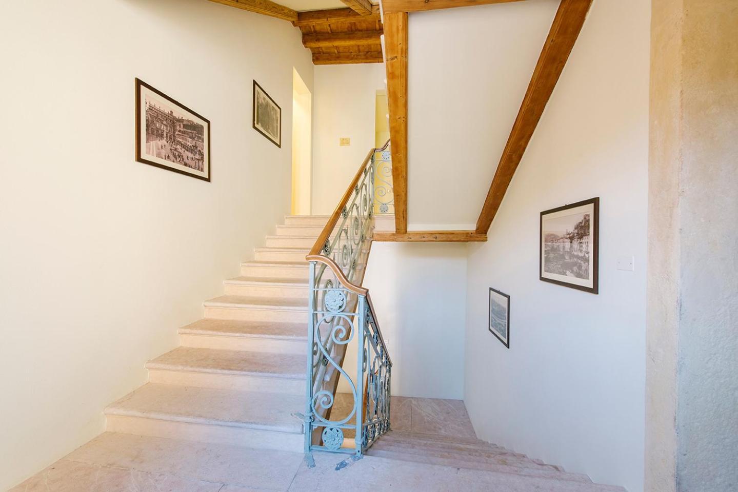 Palazzo Confalonieri Da Lisca Verona Exterior photo